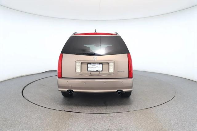 used 2007 Cadillac SRX car, priced at $5,795