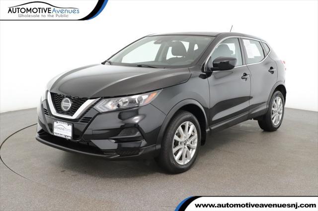 used 2020 Nissan Rogue Sport car, priced at $17,495