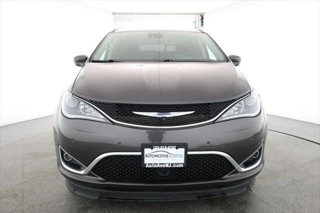 used 2020 Chrysler Pacifica car, priced at $33,495