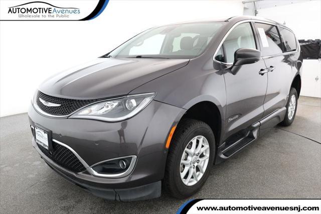 used 2020 Chrysler Pacifica car, priced at $33,495