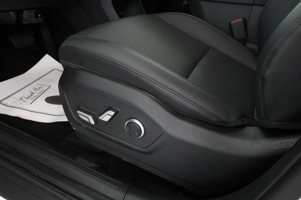 used 2024 Hyundai Santa Fe car, priced at $30,295