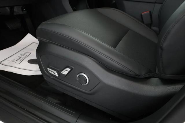 used 2024 Hyundai Santa Fe car, priced at $30,995