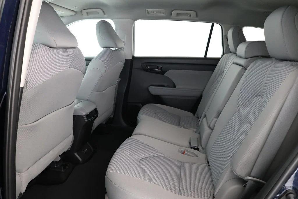 used 2024 Toyota Highlander car, priced at $35,495