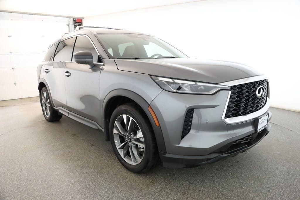 used 2025 INFINITI QX60 car, priced at $45,495