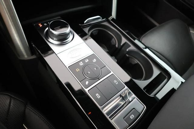 used 2019 Land Rover Discovery car, priced at $21,995