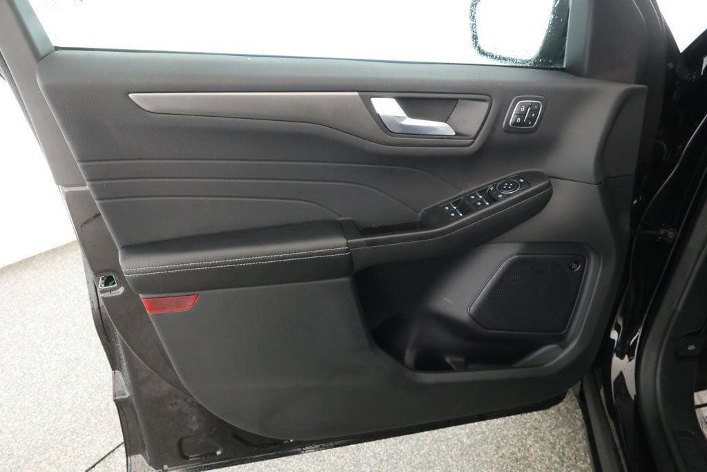 used 2023 Ford Escape car, priced at $22,595