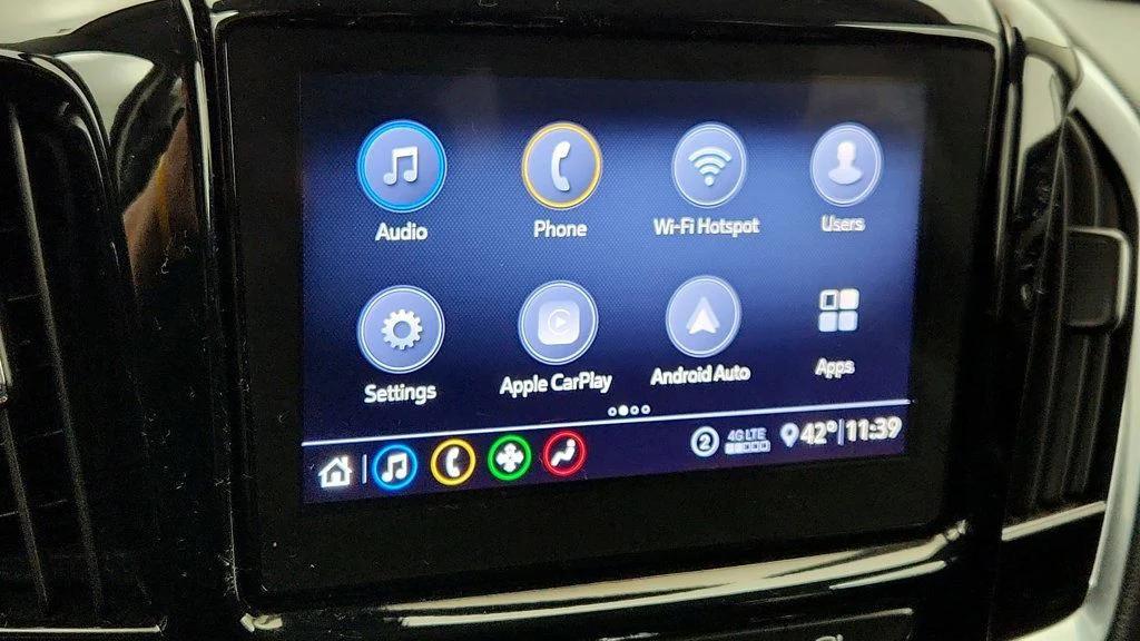 used 2020 Chevrolet Traverse car, priced at $22,495