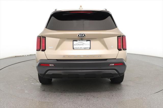 used 2021 Kia Sorento car, priced at $23,995