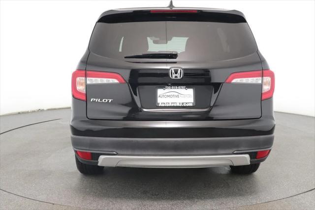 used 2022 Honda Pilot car, priced at $26,695