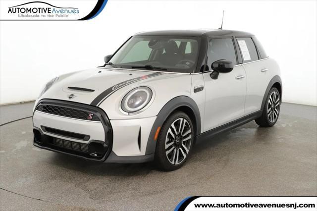 used 2022 MINI Hardtop car, priced at $22,995