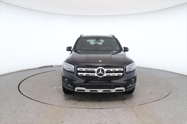used 2023 Mercedes-Benz GLB 250 car, priced at $35,995