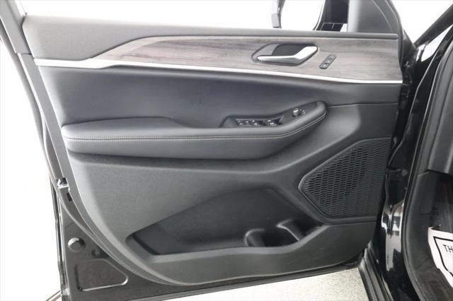 used 2023 Jeep Grand Cherokee L car, priced at $31,995