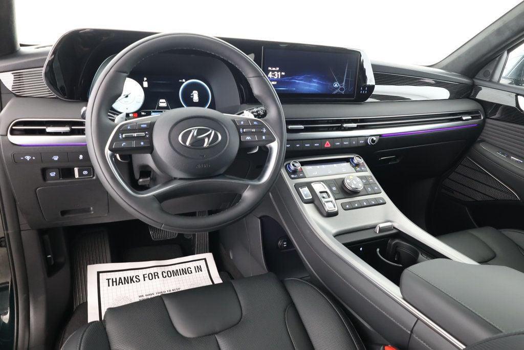 used 2025 Hyundai Palisade car, priced at $44,995