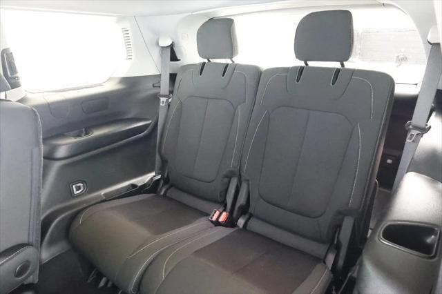 used 2023 Jeep Grand Cherokee L car, priced at $28,195