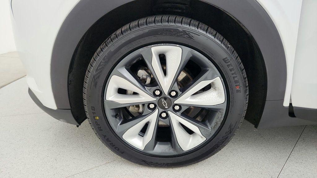 used 2022 Chevrolet Bolt EUV car, priced at $15,995