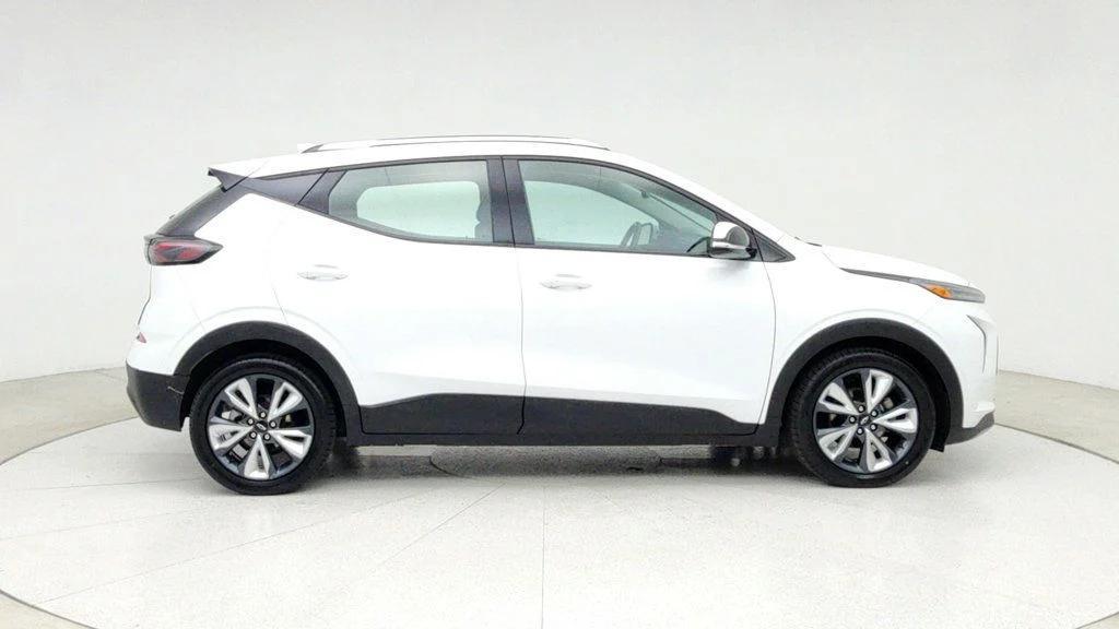used 2022 Chevrolet Bolt EUV car, priced at $15,995