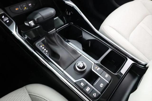 used 2024 Kia Sorento car, priced at $32,495