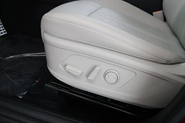 used 2024 Kia Sorento car, priced at $32,495