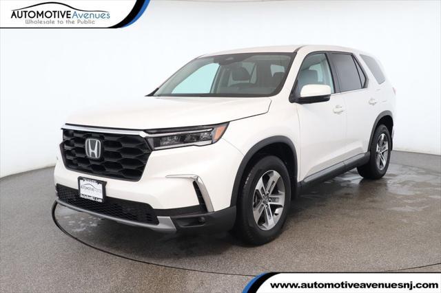 used 2023 Honda Pilot car, priced at $37,795