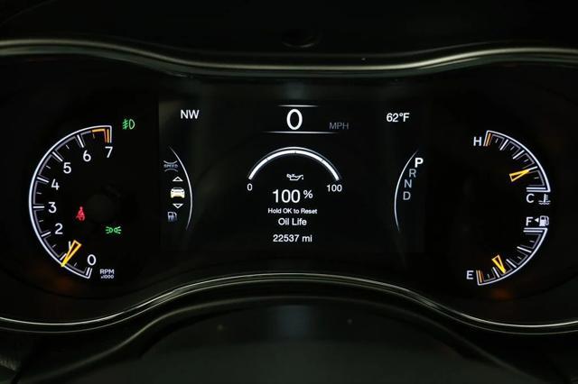 used 2022 Jeep Grand Cherokee car, priced at $27,195