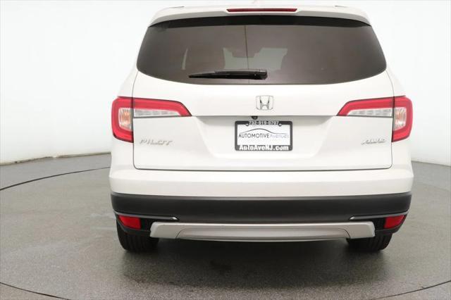 used 2021 Honda Pilot car, priced at $25,495