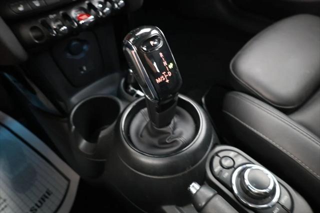 used 2022 MINI Hardtop car, priced at $23,995