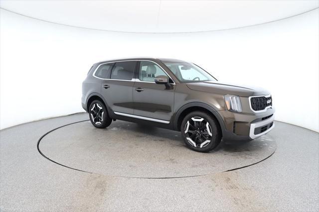 used 2024 Kia Telluride car, priced at $35,795