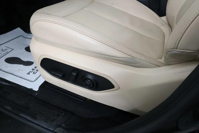 used 2022 Jeep Grand Cherokee L car, priced at $25,995