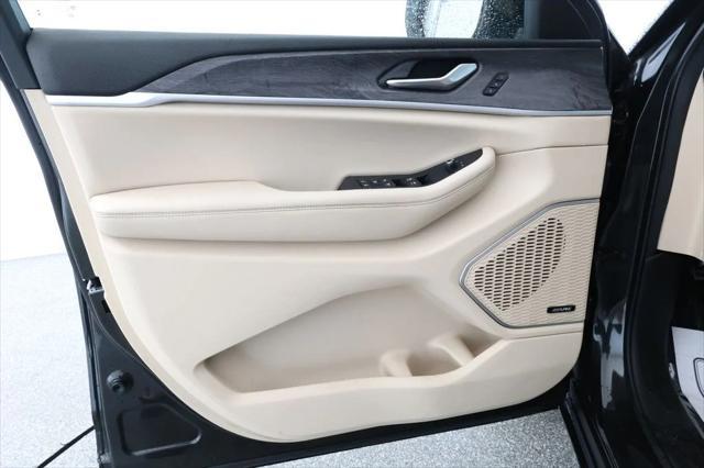 used 2022 Jeep Grand Cherokee L car, priced at $25,995