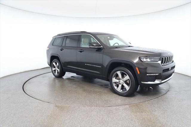 used 2022 Jeep Grand Cherokee L car, priced at $25,995