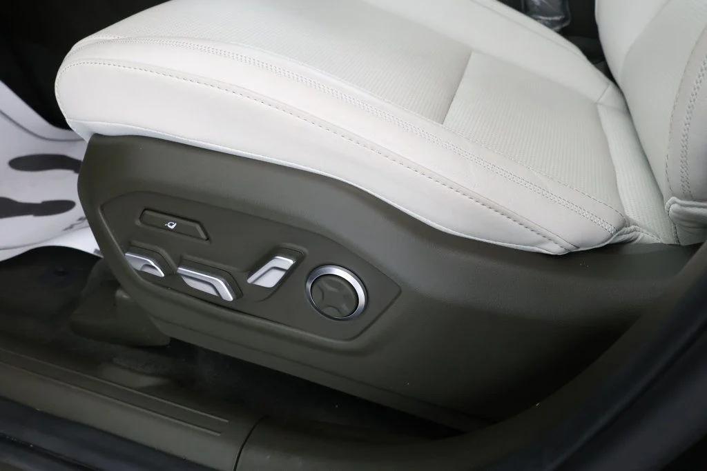 used 2024 Hyundai Santa Fe car, priced at $34,995