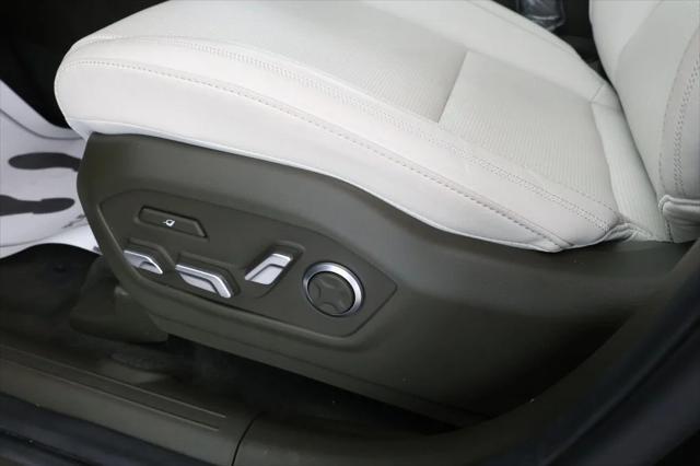 used 2024 Hyundai Santa Fe car, priced at $35,495