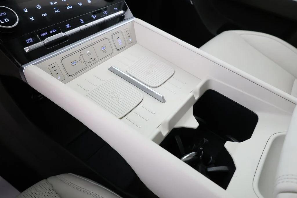 used 2024 Hyundai Santa Fe car, priced at $34,995