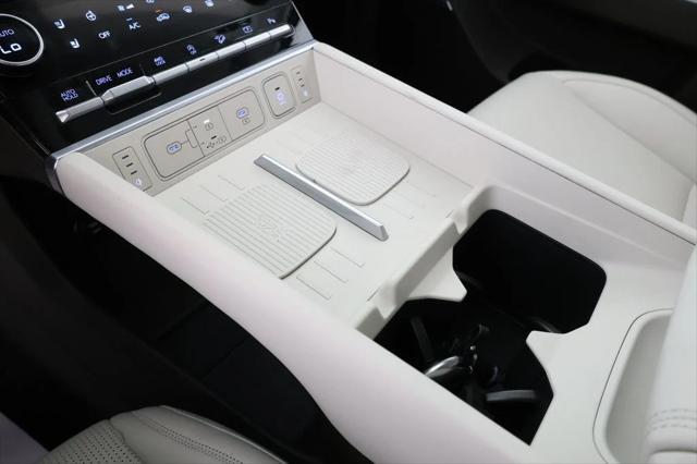 used 2024 Hyundai Santa Fe car, priced at $35,495