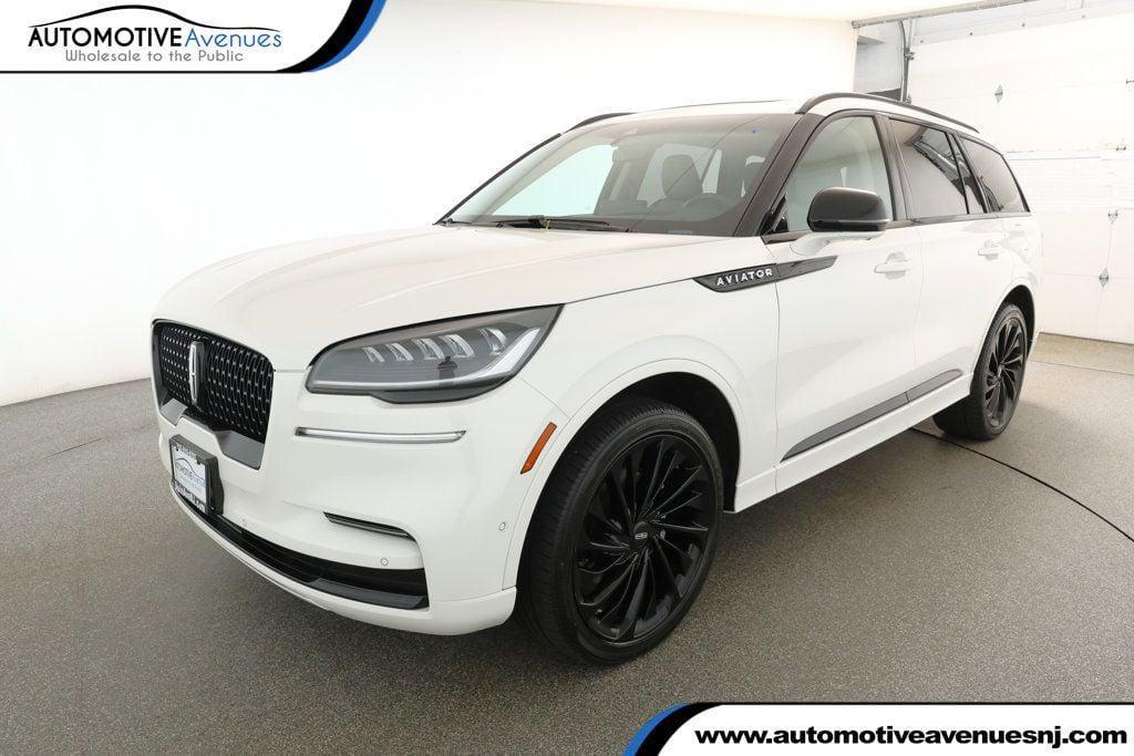 used 2022 Lincoln Aviator car, priced at $41,495