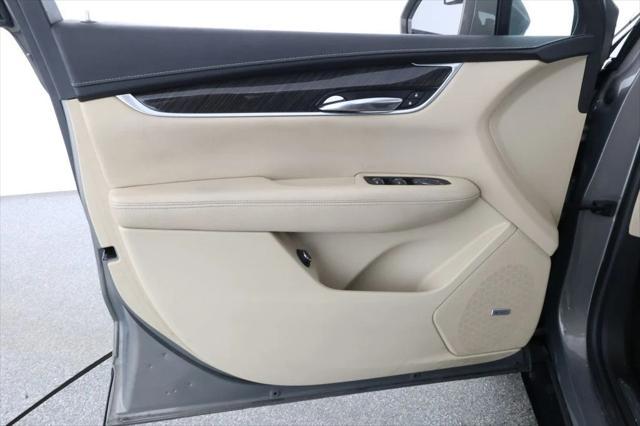 used 2017 Cadillac XT5 car, priced at $15,995