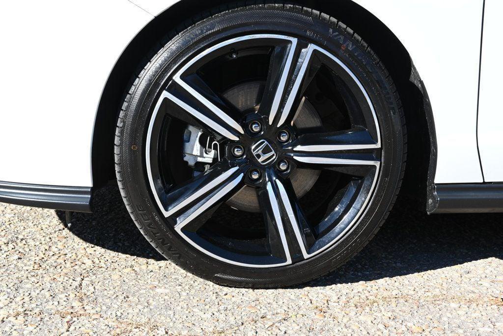 used 2024 Honda Accord Hybrid car, priced at $25,295