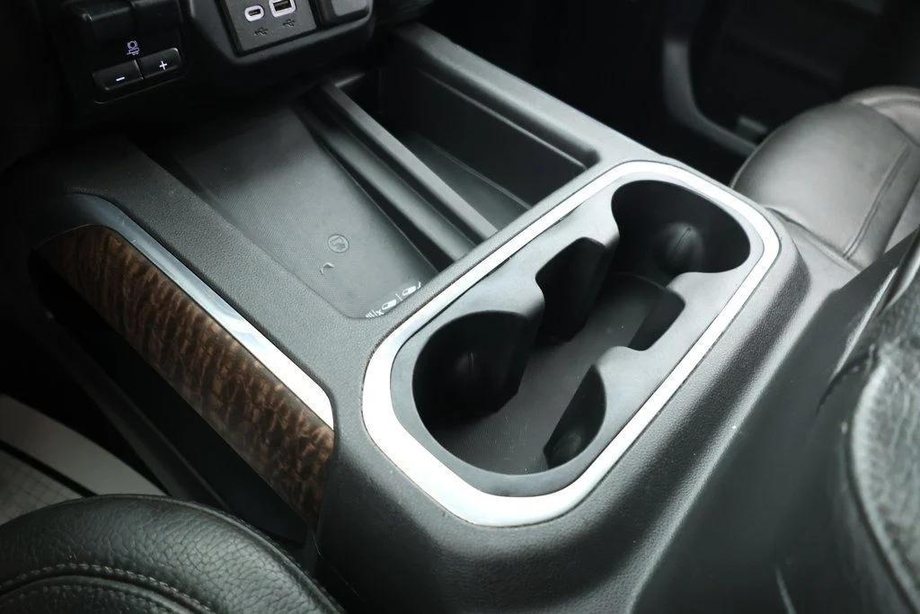 used 2022 GMC Sierra 1500 car, priced at $43,495