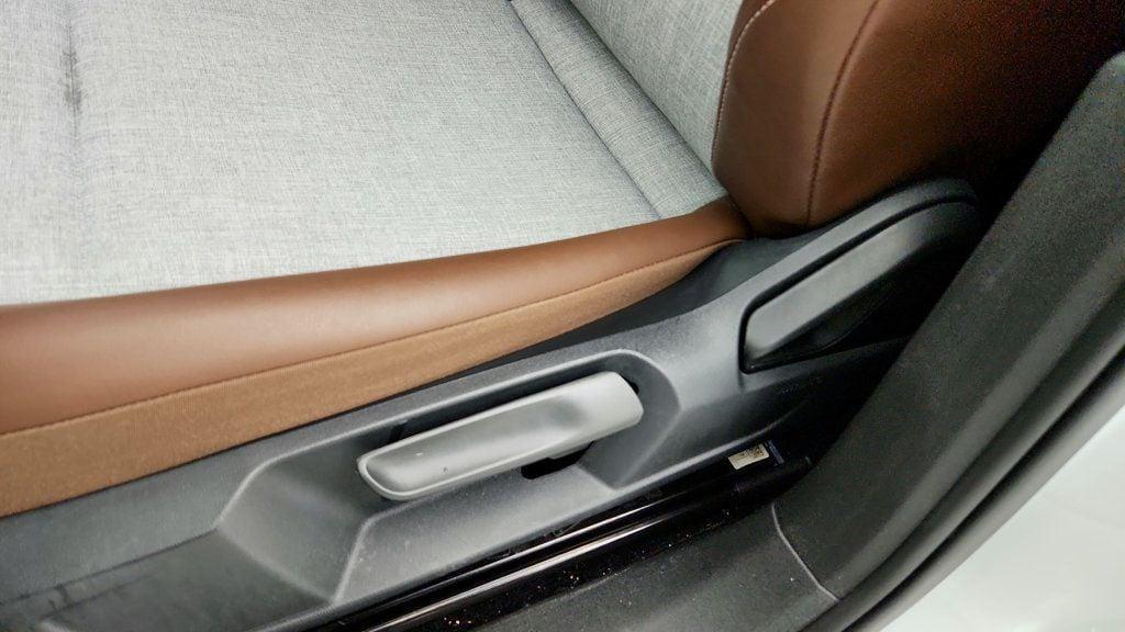 used 2024 Volkswagen ID.4 car, priced at $17,995