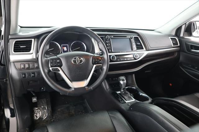 used 2018 Toyota Highlander car, priced at $24,995