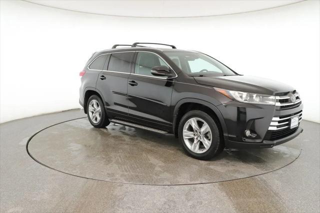 used 2018 Toyota Highlander car, priced at $24,995