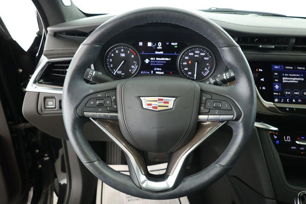 used 2024 Cadillac XT6 car, priced at $45,995