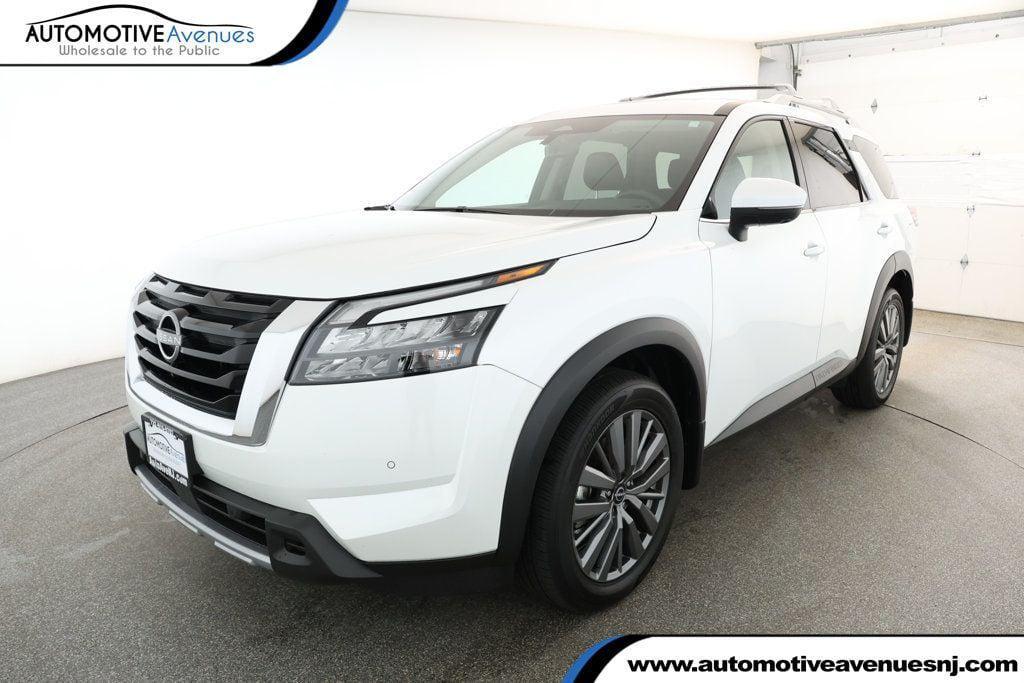 used 2025 Nissan Pathfinder car, priced at $40,395
