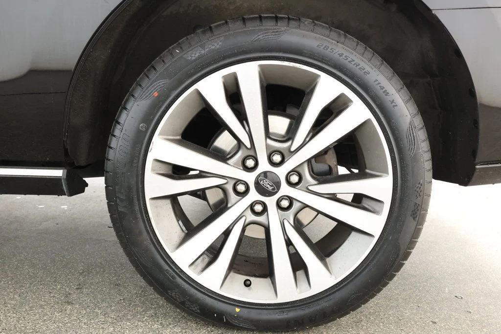 used 2021 Ford Expedition car, priced at $46,495