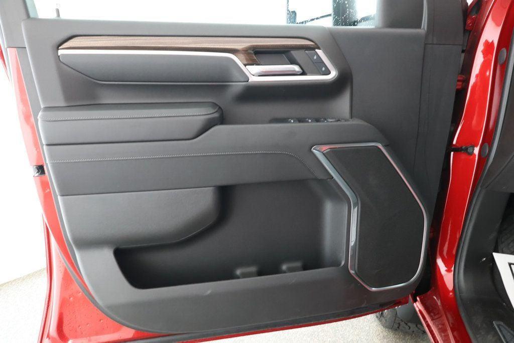 used 2024 Chevrolet Silverado 2500 car, priced at $62,495
