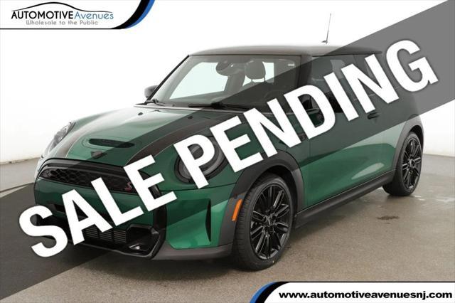 used 2022 MINI Hardtop car, priced at $24,695