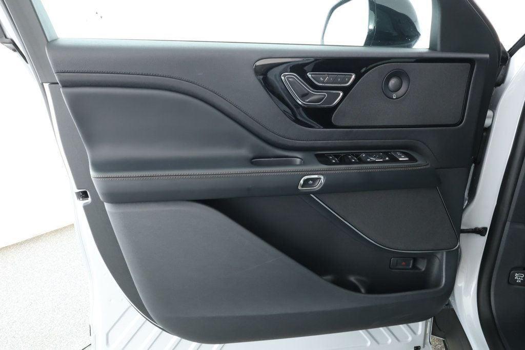 used 2025 Lincoln Aviator car, priced at $59,495