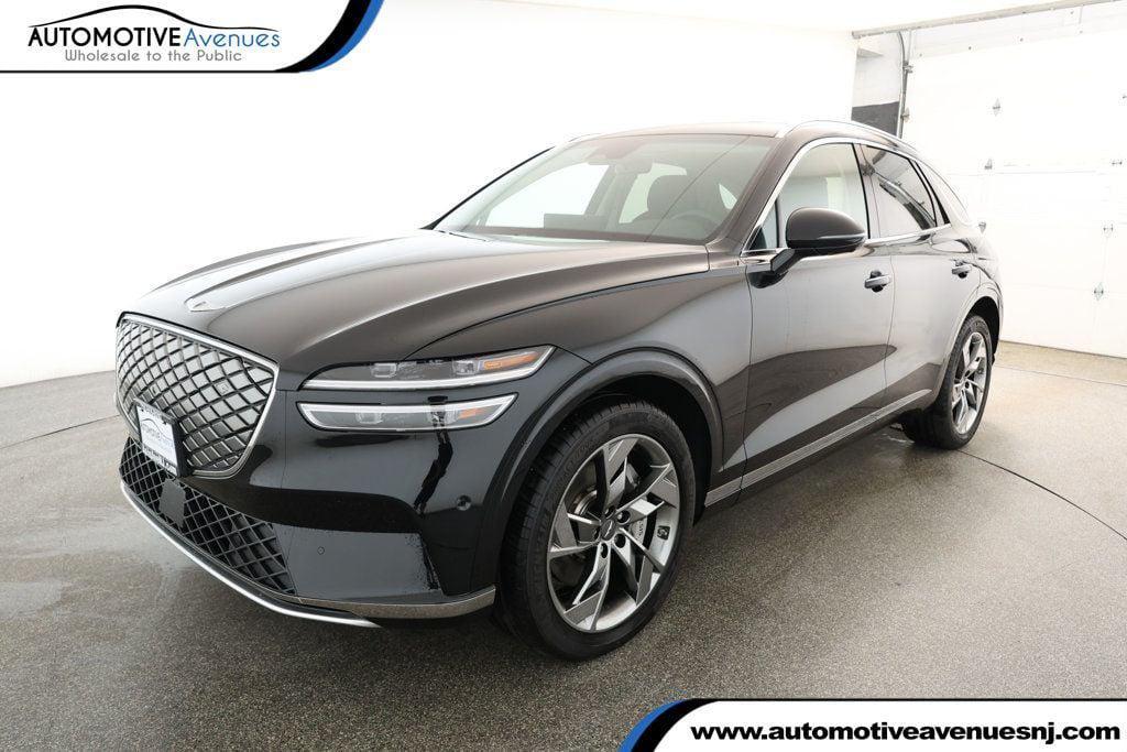 used 2024 Genesis Electrified GV70 car, priced at $32,995