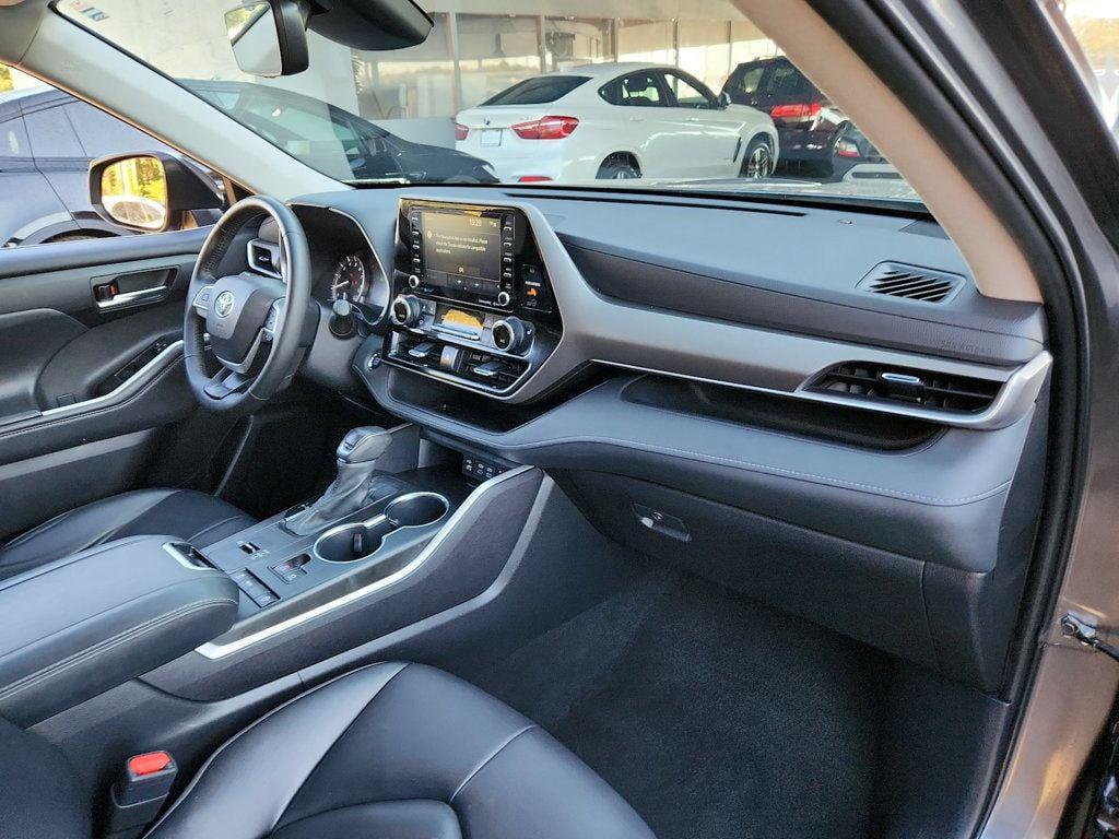 used 2022 Toyota Highlander car, priced at $29,995