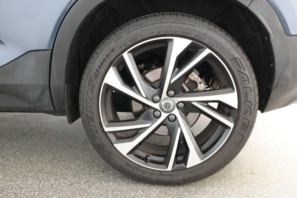used 2022 Volvo XC40 car, priced at $23,995